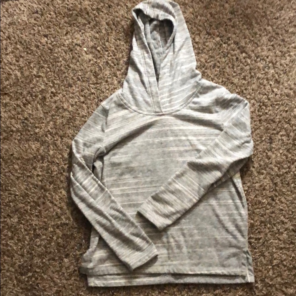 gap gray and white striped hoodie
